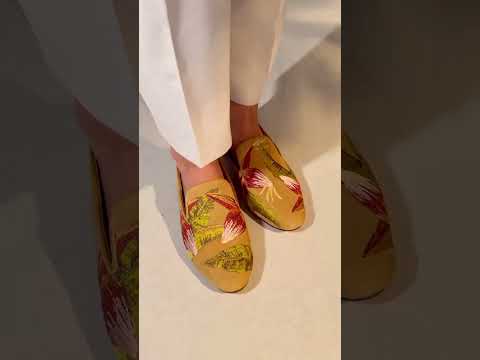 Canela Suede Yellow Leather Embroidered Loafers – video