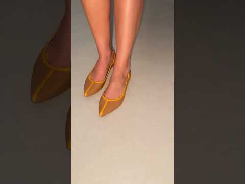 Pitanga Brown Leather Ballerinas – video