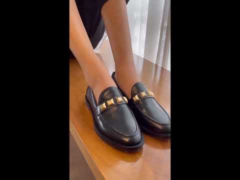 Caetê Black Leather Loafers – video