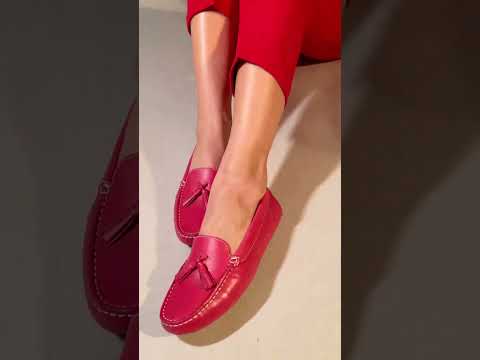 Caviúna Pink Calf Leather Tassel Loafers – Flat – video