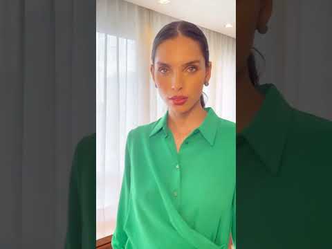 Uvaia Calf Green Leather Sandals – video